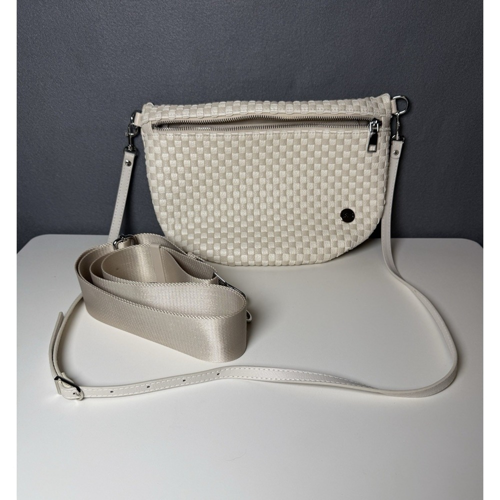 Iris & Rainbow Day In Tessellate Bag Beige & White Checkered Crossbody Purse